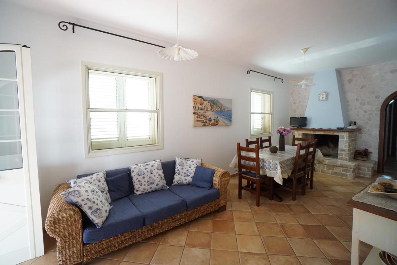 Casa Paola- By The Beach-1,5 Km From 切萨雷奥港 外观 照片